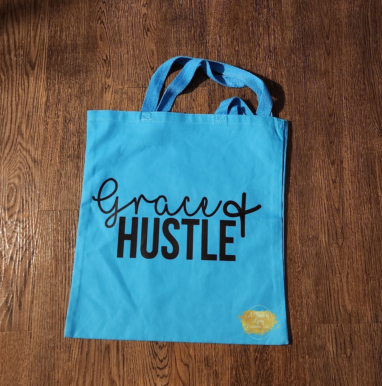 Tote bags quotes, variety, and colors.