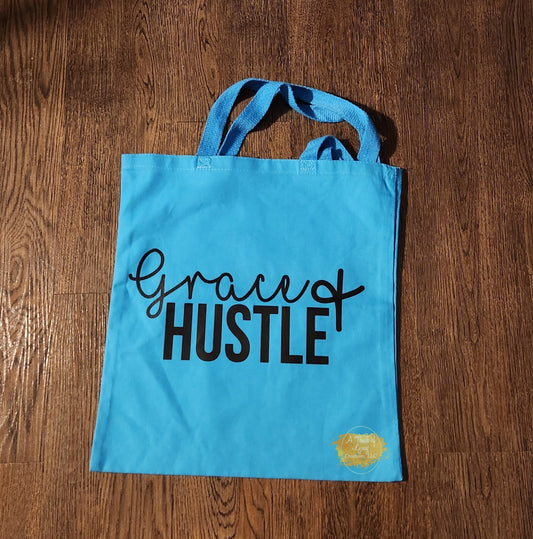 Tote bags quotes, variety, and colors.